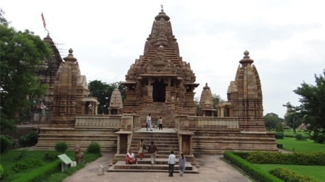 Benares - Khajuraho - 15 dias por el Norte de la India + Nepal + Rajastan (4)