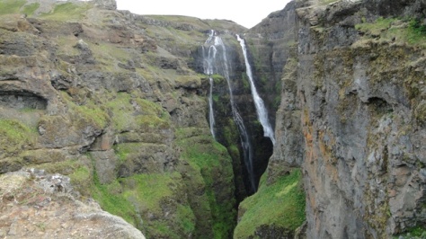 VUELTA A ISLANDIA EN 12 DIAS - Blogs of Iceland - Dia 2 - Hacia el Oeste, Cascada Glymur,Deildartunguhver,  Reykholt (6)