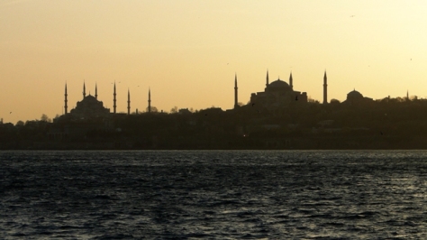 Estambul en 3 Días - Blogs de Turquia - Tercer día : Cuerno de Oro - Eyüp - Puesta de sol en las alfombras de Uskudar (29)