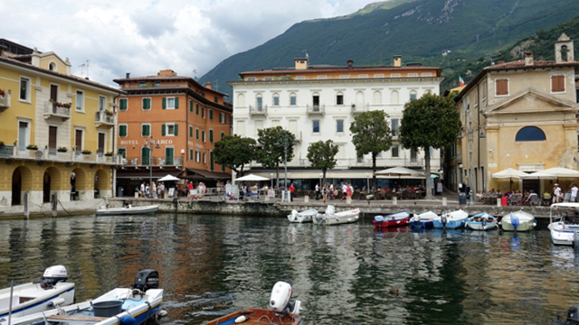 Ruta por el norte de Italia,«roadtrip» - Blogs de Italia - Dia 6 (7 de Agosto) Lago di Garda – Sirmione – Riva di Garda (4)