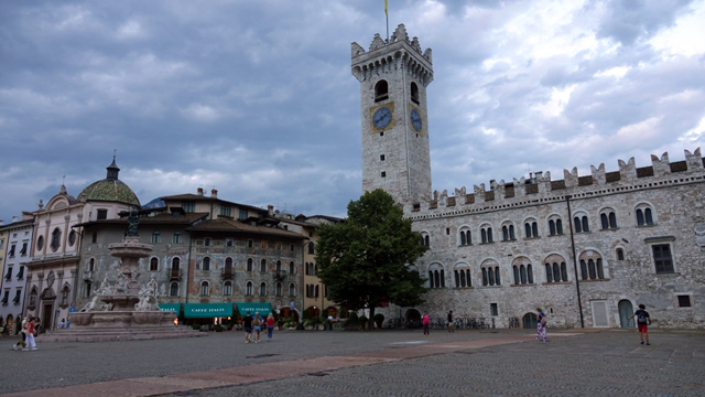 Ruta por el norte de Italia,«roadtrip» - Blogs de Italia - Dia 6 (7 de Agosto) Lago di Garda – Sirmione – Riva di Garda (8)