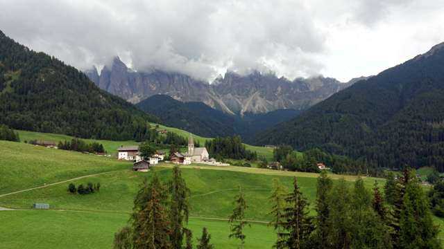 Ruta por el norte de Italia,«roadtrip» - Blogs de Italia - Día 7 (8 de Agosto) Lago di Tovel – Valle de Funes – Bolzano (5)